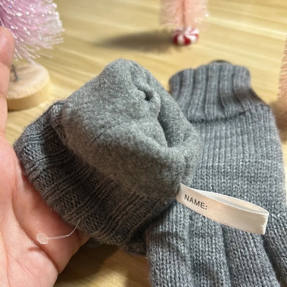Double layered gloves for kids